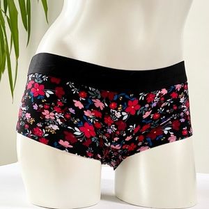 ♥️ VS/PINK - Beautiful Floral Boyshorts